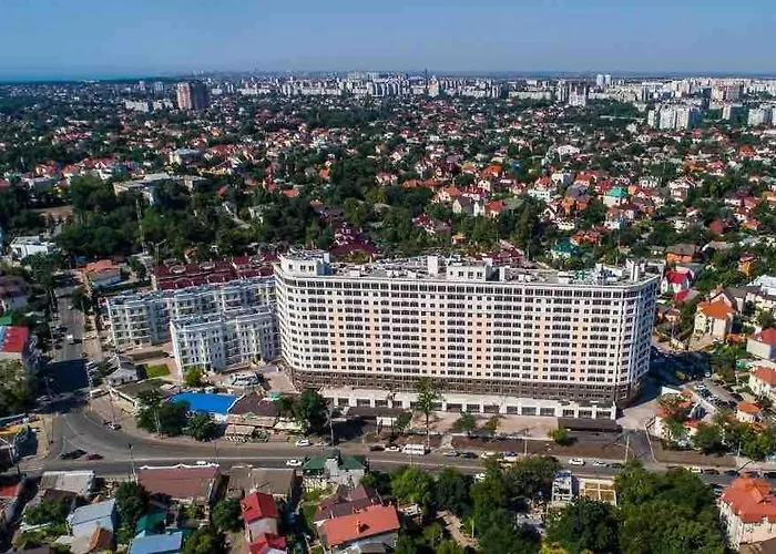 Pearl Near The Sea On The 10th Fontana Odesa